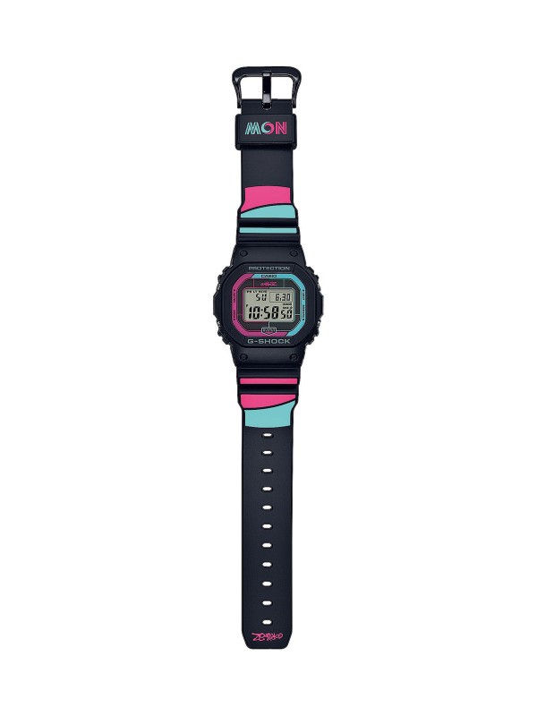 Gorillaz X G-Shock ručni sat koji dolazi u plavo ljubičastoj kombinaciji brojčanika uz crnu narukvicu. Poručite samo na Timer.co.rs.