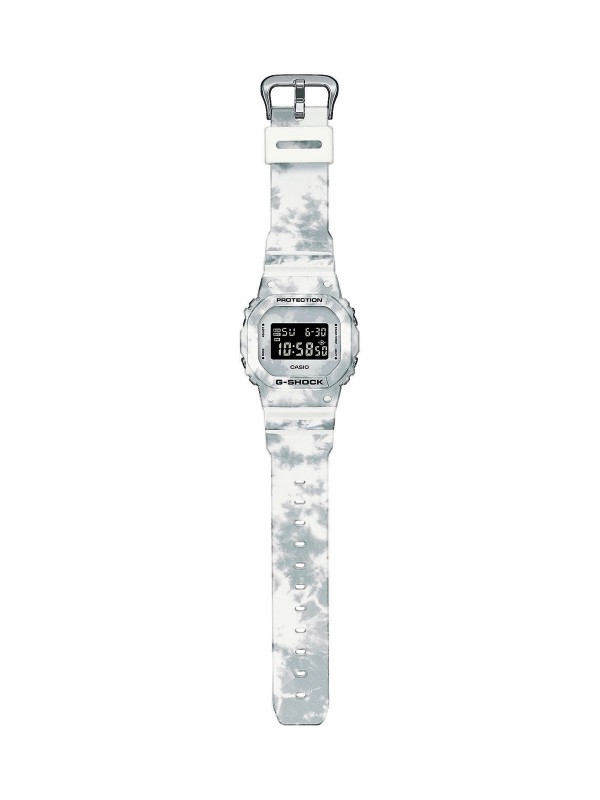 Visoko kvalitetni G-SHOCK muški sat iz serije Grunge Snow Camouflage inspirisane zimskim snežnim scenama, sa kamuflažnim uzorkom. Otkrijte ga na sajtu.