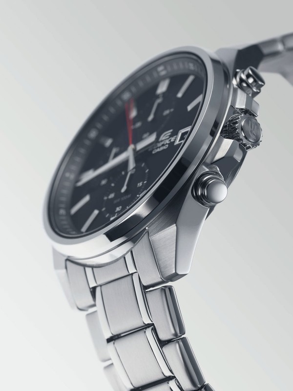 Edifice EFV-610D-1AVUEF muški sportski sat od nerđajućeg čelika. Ima štopericu, mineralno staklo, sigurnosnu kopču. Pogledajte celu kolekciju.