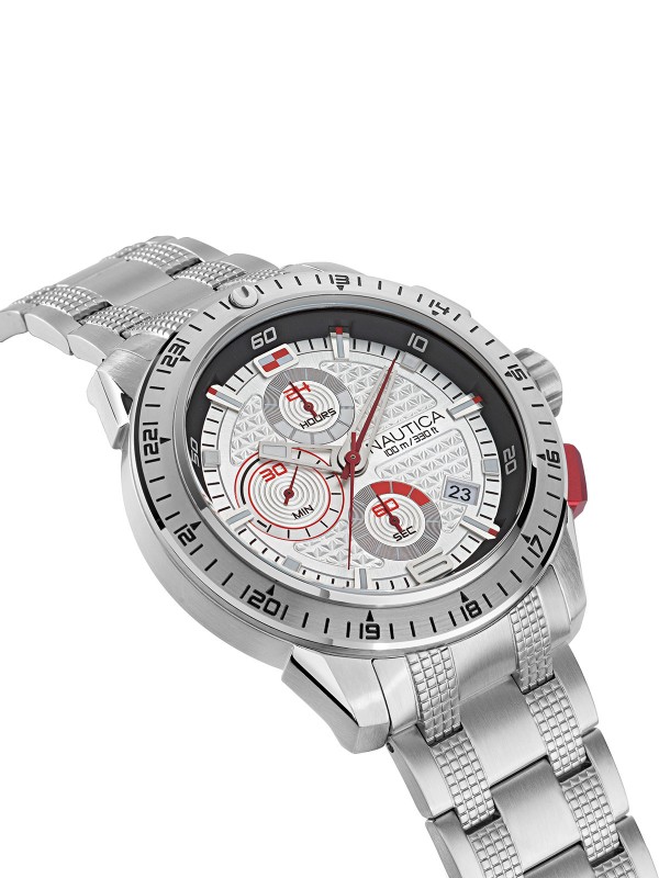 Muški sat sportskog dizajna - model kolekcije Nautica Gents u boji srebra sa detaljima u crvenoj boji, brzo i lako poručite putem Timer.co.rs online shop-a.