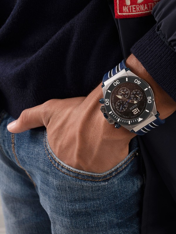 Plavi Guess muški sat - PILOT GW0415G2, pronađite u Timer.co.rs online prodavnici. Brzo i lako ga poručite i ubrzo očekujte na kućnoj adresi.