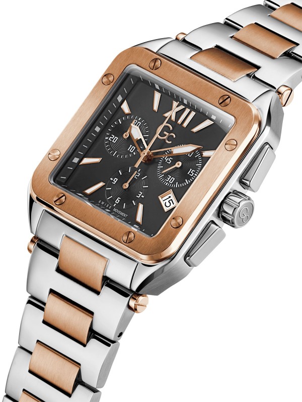 Gc Couture Square u boji srebra je klasik koji ne izlazi iz mode! Brzo i lako poručite model sa crnim brojčanikom u Timer.co.rs online prodavnici.
