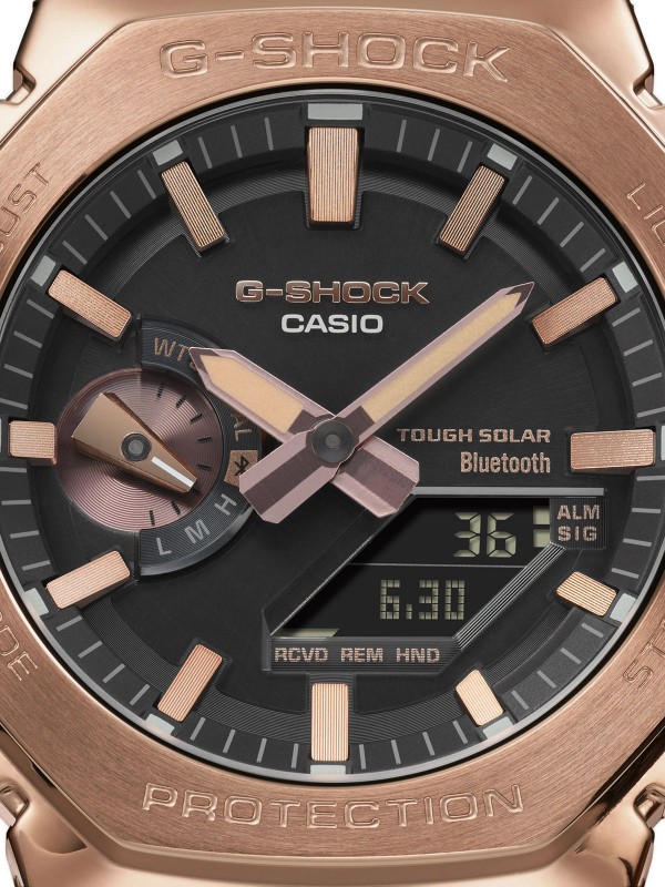 G-Shock Full-Metal muški ručni sat - višefunkcionalni model koji možete povezati sa telefonom putem Bluetooth-a, poručite u Timer.co.rs online prodavnici.