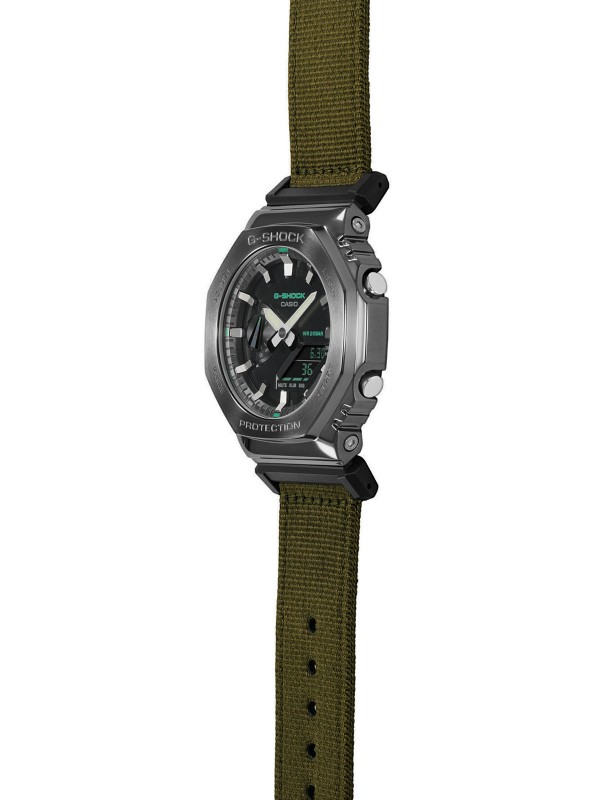 G-Shock analogno digitalni muški ručni sat, GM-2100CB-3AER model Utility Metal serije, brzo i lako poručite putem S&L Jokić online prodavnice.