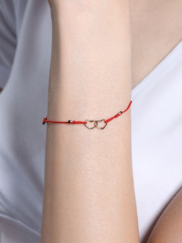 BURATO Ženska Narukvica TWO HEARTS  RED RIBBON ✓ Narukvica od pamučnog voskiranog konca ✓ Moderan dizajn ➤ Poručite odmah online!