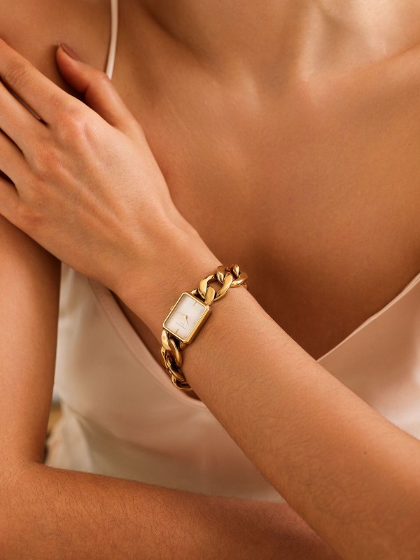 Rosefield Octagon XS Studio Gold  ženski ručni sat - model u boji žutog zlata sa belim brojčanikom, brzo i lako poručite putem Timer.co.rs online shop-a.
