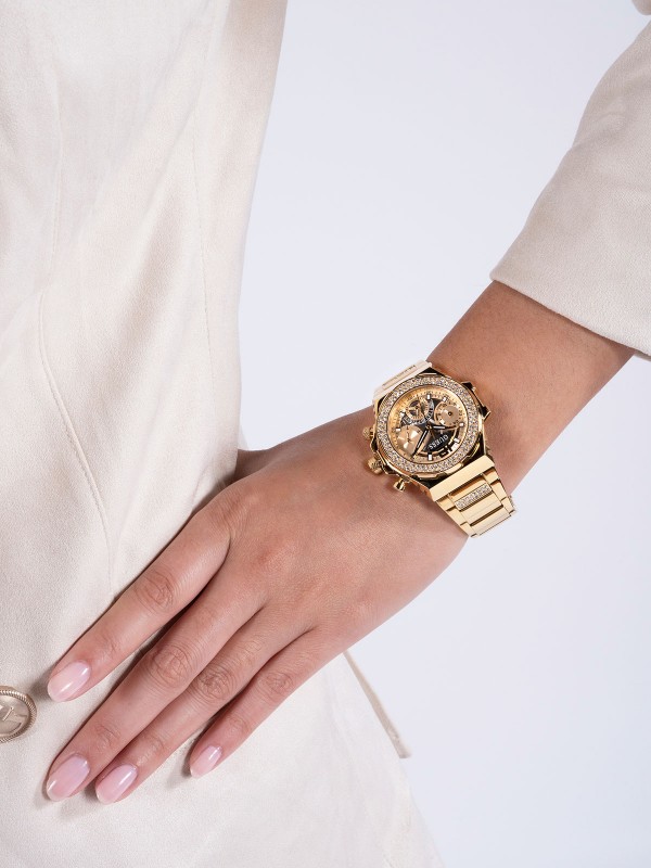 Ekskluzivna elegancija u zlatnoj boji. GUESS ŽENSKI SAT FUSION GW0552L2 - Prečnik 36mm, šampanj sunray brojčanik sa cirkonima. Kupite online!