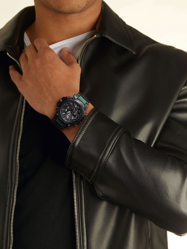 G-Shock MTG-B3000 digitalni muški ručni sat - model efektnog dizajna u crnoj boji, lako poručite putem S&L Jokić online shop-a na kućnu adresu.