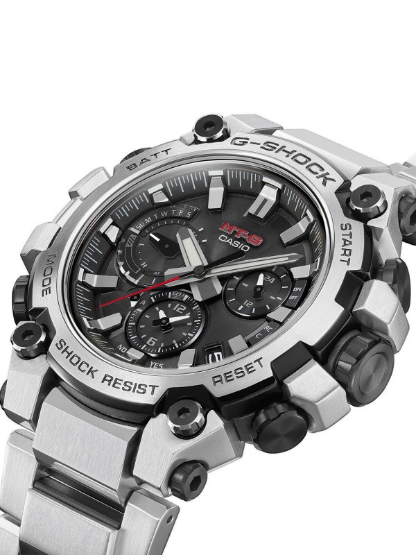 G-Shock MTG-B3000 digitalni muški ručni sat - model efektnog dizajna u boji srebra, lako poručite putem S&L Jokić online shop-a na kućnu adresu.