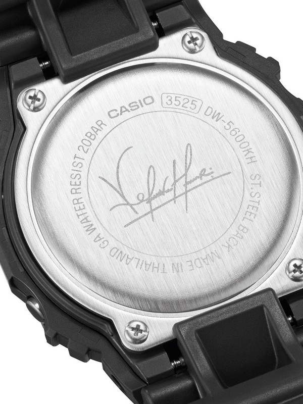 Istaknite svoj stil uz ovaj model - G-SHOCK KALVIN HOEFLER x POWELL PERALTA - Ovaj model krasi gumeno kućište i gumena narukvica - Poručite online !