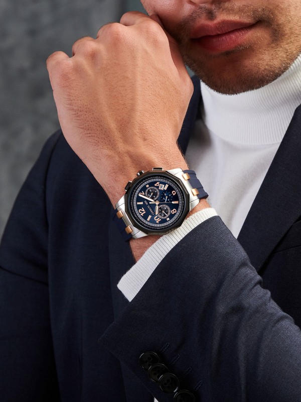 Unesite dašak luksuza u svoj sportski stil sa - CERRUTI 1881 MOLVENO - Izdržljivi, precizni i elegantni - Birajte najbolje za Vas - Poručite online !