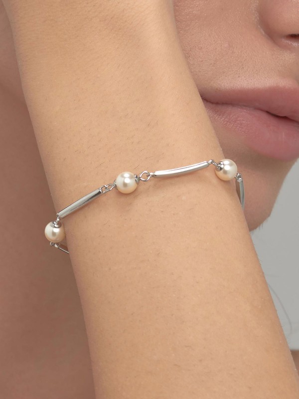 Stil i kvalitet - BROSWAY AFFINITY - Dužina 18cm ✔️Biser u beloj boji ✔️Nerđajući čelik ✔️Boja srebra ✔️Kvalitet ✔️- Poručite online!