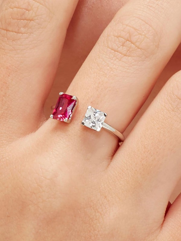 Dodir glamura za svaki dan - BROSWAY FANCY PASSION RUBY - Crveni baget cirkon ✔️Srebro 925 ✔️- Poručite online!