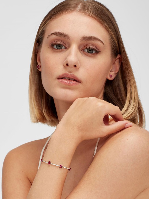 Elegancija i sofisticiranost u svakom komadu - BROSWAY FANCY PASSION RUBY - Dužina 16cm ✔️Srebro 925 obloženo rodijumom ✔️- Poručite online!