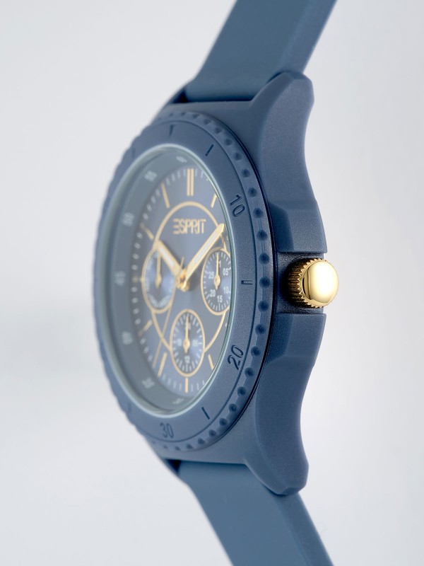 Elegantni Esprit ženski sat od reciklirane plastike u teget boji, prečnika 38mm, sa kvarcnim mehanizmom i vodootpornošću do 30m.