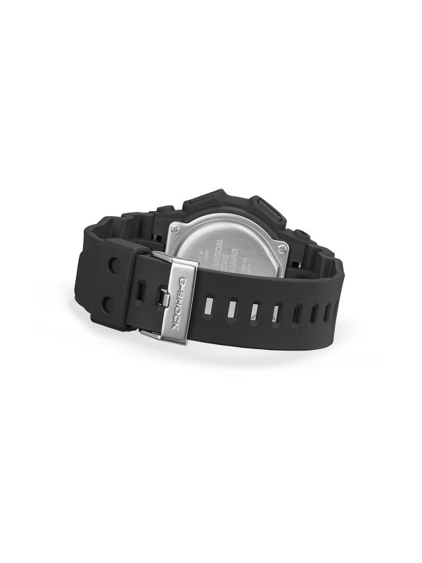 G-SHOCK digitalni sat u crnoj boji sa 10-godišnjom baterijom, svetskim vremenom i LED svetlom za maksimalnu funkcionalnost.