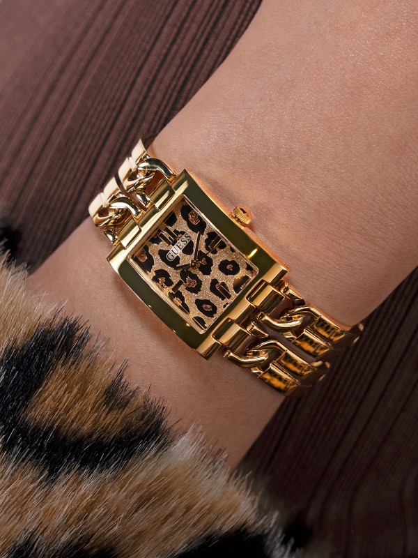 Elegantni ženski sat GUESS sa leopard šarom i cirkonima, savršen za svaki stil. Samopodesivi G-linkovi za idealno pristajanje.