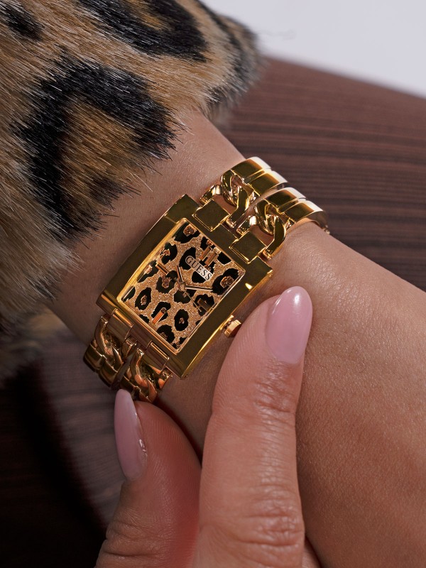 Elegantni ženski sat GUESS sa leopard šarom i cirkonima, savršen za svaki stil. Samopodesivi G-linkovi za idealno pristajanje.
