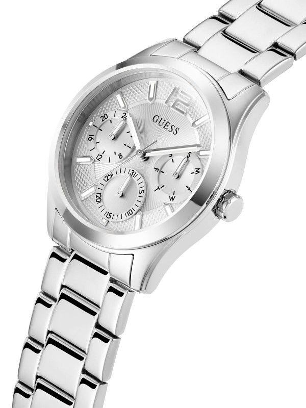 Guess ženski sat "Zoe" GW0760L1 u srebrnoj boji, prečnika 38mm, savršen za svaku priliku. Vodootporan, elegantan i funkcionalan.