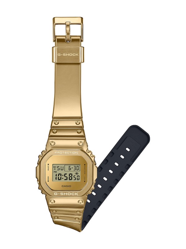 Kultni G-SHOCK GM-5600YMG-9ER kombinuje klasični digitalni stil sa žuto-zlatnim čeličnim okvirom i sjajnom silikonskom narukvicom.