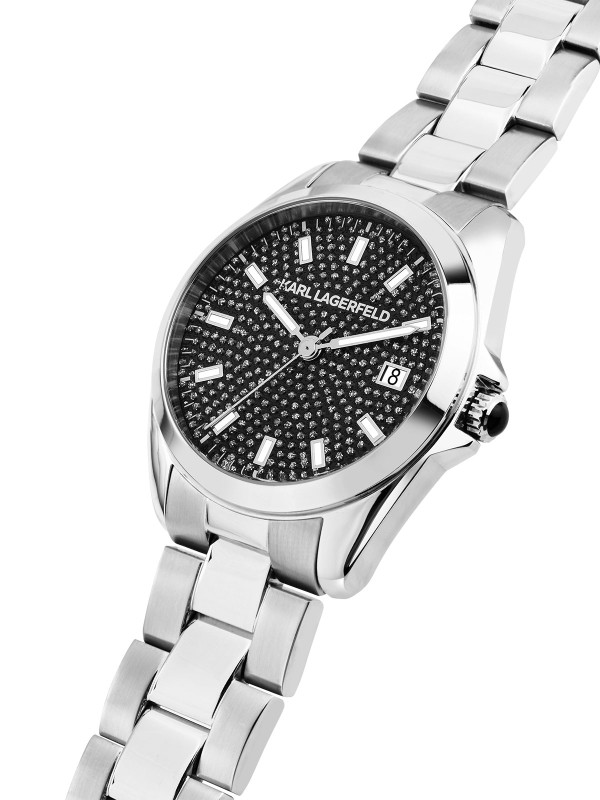 Karl Lagerfeld ROUND ESSENTIALS sat R0553101508 – elegantna ženska verzija od nerđajućeg čelika u boji srebra sa crnim brojčanikom optočenim crnim cirkonima, multifunkcijski prikaz datuma, vodootpornost do 50 m.