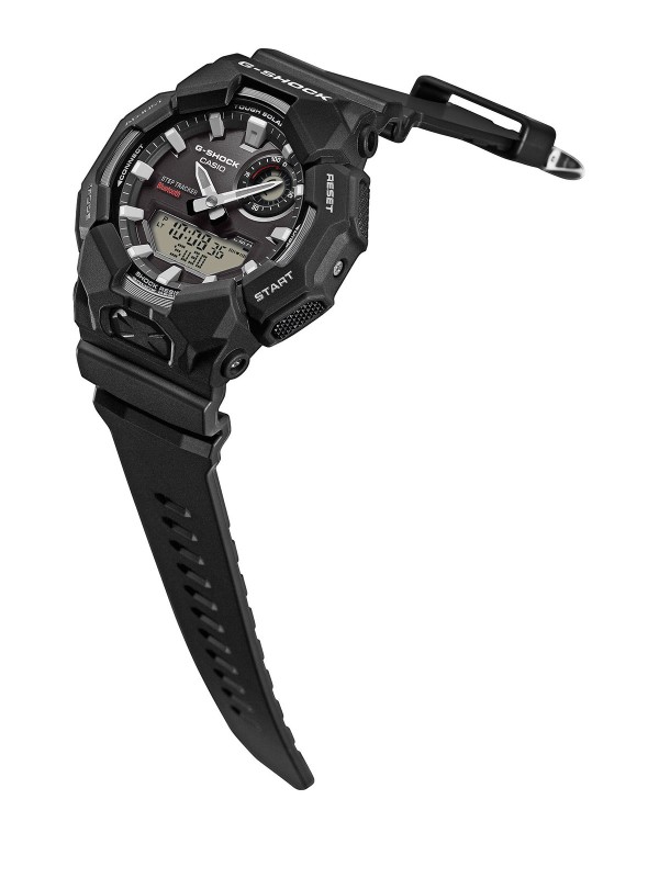 G-SHOCK GA-B010-1AER solarni analogno-digitalni sat sa brojačem koraka, Bluetooth povezivanjem i jakim LED osvetljenjem. Moderan, lagan i izdržljiv za svaki dan.