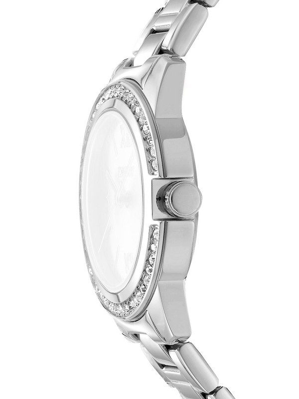DKNY DK1L105M0045 elegantni ženski sat u boji srebra sa cirkonima i rimskim brojevima. Čelična narukvica, kvarcni mehanizam i vodootpornost do 50m.