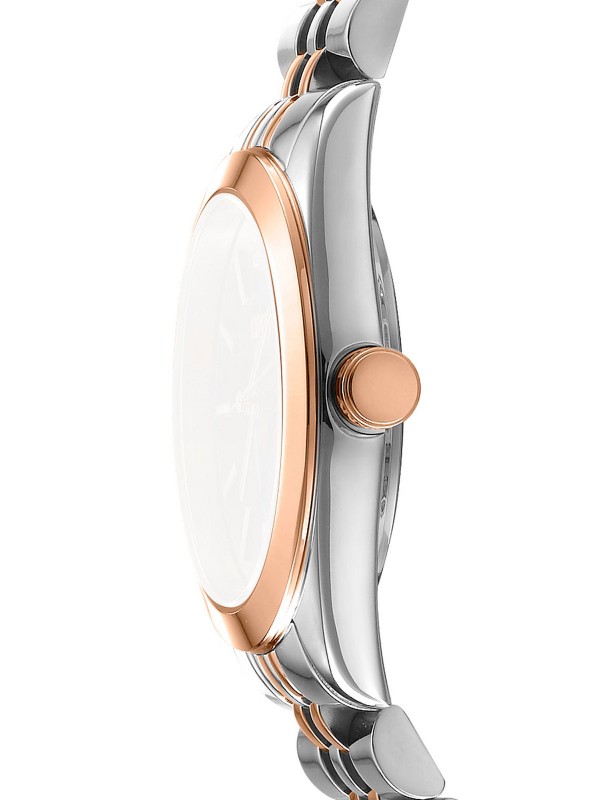 Elegantni DKNY ženski sat sa sedef belim brojčanikom i čeličnom narukvicom u dve boje. Vodootporan do 50m, prečnik 32mm.