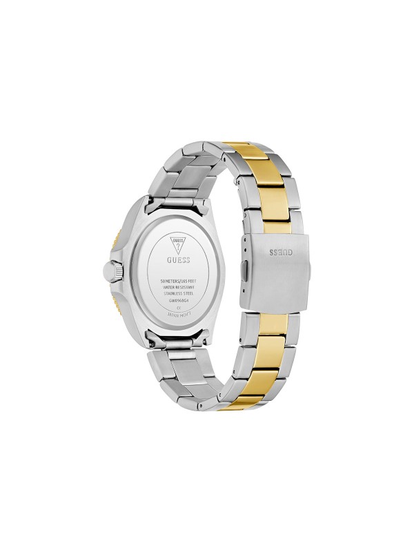 GUESS CLIFF muški sportski sat u kombinaciji srebrne i žutog zlata sa zelenim sunray brojčanikom i crnom aluminijumskom koronom. Kućište 41 mm, vodootpornost 50 m.