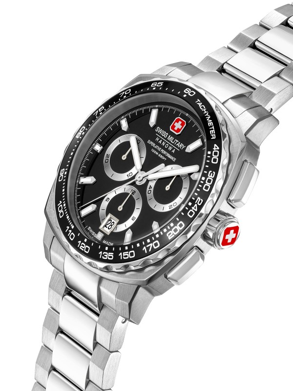 SWISS MILITARY HANOWA SPEEDWELL SMWGI0006802 – Swiss Made muški hronograf koji spaja performanse i eleganciju. Kućište od nerđajućeg čelika prečnika 41 mm sa fiksnim tahimetarskim okvirom i crnim brojčanikom odražava moderan, snažan karakter. Sat pokreće kvarcni mehanizam Ronda 5030D, a uz safirno staklo, vodootpornost do 100 metara i narukvicu od nerđajućeg čelika, SPEEDWELL je idealan izbor za muškarce koji traže švajcarsku preciznost i sofisticiran sportski dizajn.
