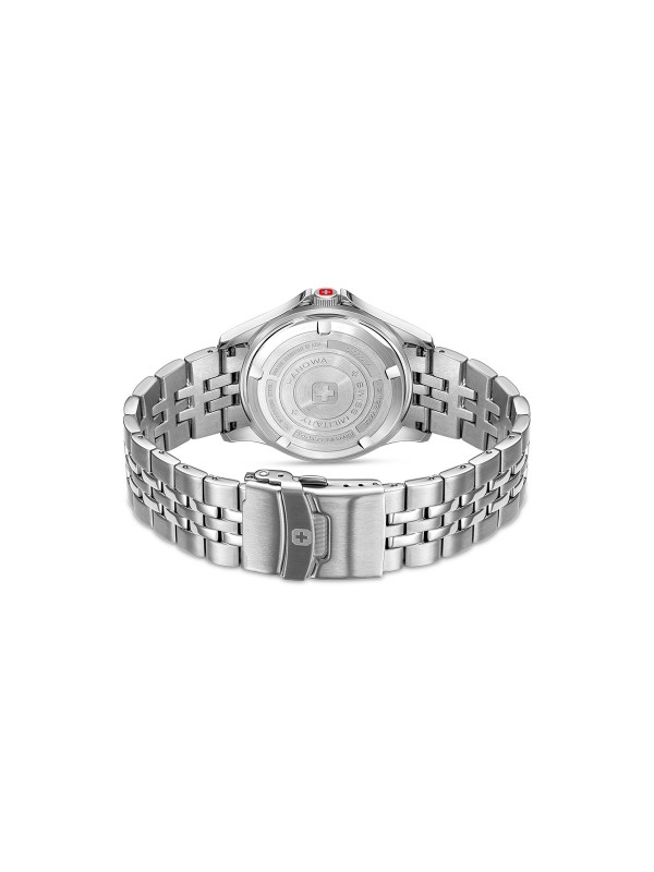 SWISS MILITARY HANOWA FLAGSHIP ELEMENTS AIR SMWGH0006702 – Swiss Made muški sportski sat koji slavi snagu prirode kroz dizajn inspirisan elementom vazduha. Kućište od nerđajućeg čelika prečnika 42 mm uokviruje srebrno-beli brojčanik sa hidraulično utisnutim detaljima koji simbolizuju lakoću i jasnoću neba. Sat poseduje safirno staklo, kvarcni mehanizam Ronda 505 sa funkcijom datuma i vodootpornost do 100 metara, čineći ga savršenim spojem preciznosti, elegancije i izdržljivosti.