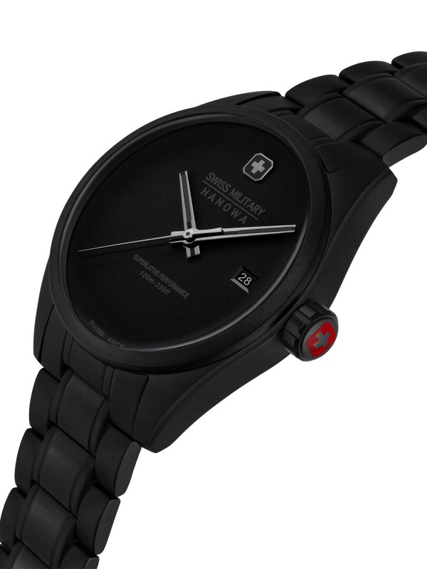 SWISS MILITARY HANOWA PIONEER STEALTH SMWGH0004130 – Swiss Made muški sat minimalističkog dizajna iz ekskluzivne Stealth capsule kolekcije. Sat odlikuje potpuno crni izgled – kućište i narukvica od nerđajućeg čelika, crni brojčanik i safirno staklo. Kvarcni mehanizam Ronda 515 sa funkcijom datuma i vodootpornost do 100 metara čine ga savršenim spojem elegancije i funkcionalnosti.