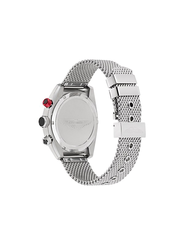 Aston Martin MTTS2F501 – luksuzni muški hronograf koji spaja eleganciju i sportski duh. Kućište od nerđajućeg čelika prečnika 43mm sa brojčanikom u boji šampanjca i crnim podbrojčanicima pruža sofisticiran izgled, dok mrežasta (mesh) narukvica od čelika donosi moderan karakter. Osvetljene kazaljke, mineralno staklo sa safirnom prevlakom i vodootpornost 100m čine ovaj sat savršenim izborom za muškarce koji traže stil i performanse u jednom.