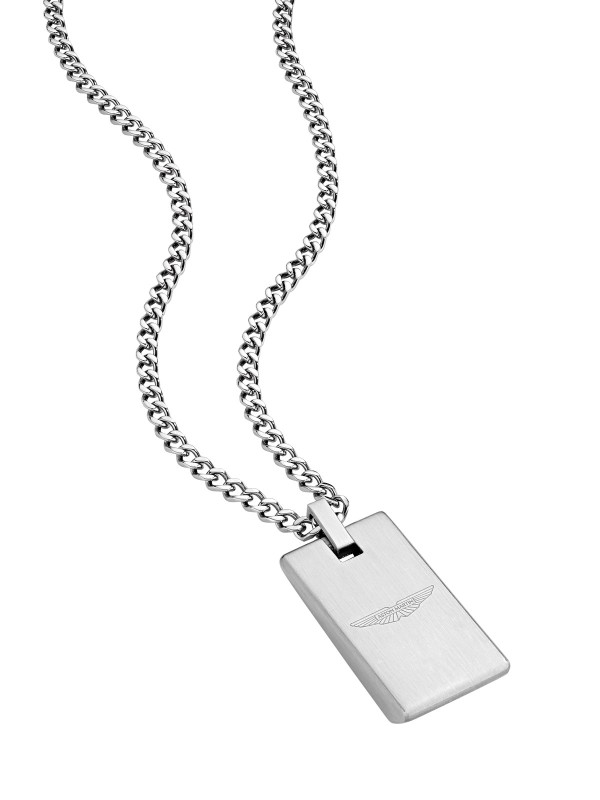 Aston Martin MJIBF5NU0 – elegantna muška ogrlica izrađena od nerđajućeg čelika 316L u boji srebra. Minimalističkog dizajna sa pločicom od brušenog čelika na kojoj je ugraviran natpis “Aston Martin EST 1913”. Kombinacija prefinjenosti i snage, ova ogrlica odražava bezvremenski duh luksuza i preciznosti karakterističan za Aston Martin brend. Dužina: 60 cm.