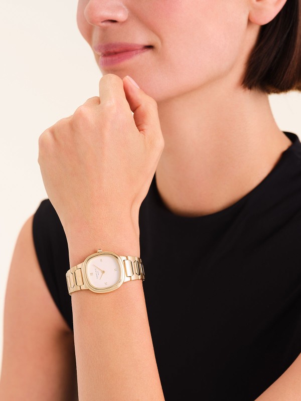 ROSEFIELD ORCGSG-OR01 – elegantan ženski analogni sat iz kolekcije Gaia. Izrađen od mesinganog kućišta i nerđajućeg čelika, kombinuje sofisticirani dizajn i precizan kvarcni mehanizam. Idealno pristaje svakodnevnom i večernjem stilu.