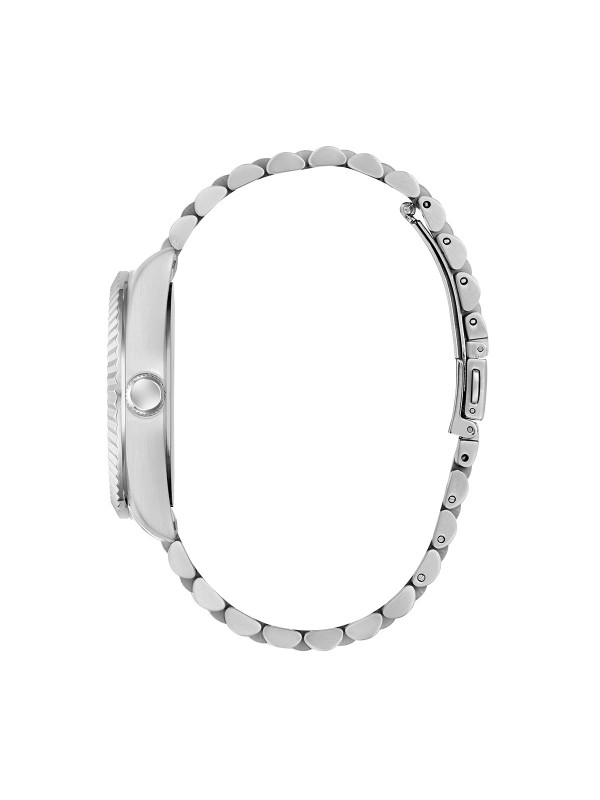 GUESS GW0977G1 – elegantan muški elegantni sat iz kolekcije Fall 2025. Kućište i narukvica izrađeni su od visokokvalitetnog nerđajućeg čelika, sa kvarcni mehanizmom. U Boji Srebra i prepoznatljiv Guess dizajn čine ovaj model savršenim dodatkom svakoj odevnoj kombinaciji.