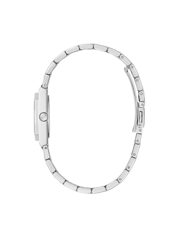 GUESS GW1010L1 – elegantan ženski elegantni sat iz kolekcije Fall 2025. Kućište i narukvica izrađeni su od visokokvalitetnog nerđajućeg čelika, sa kvarcni mehanizmom. U Boji Srebra i prepoznatljiv Guess dizajn čine ovaj model savršenim dodatkom svakoj odevnoj kombinaciji.