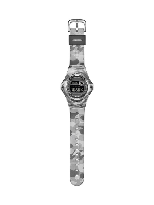 Casio Baby-G ženski digitalni sat sa sivim kamuflažnim printom. Gumeno kućište, otpornost na udarce i vodootpornost do 200 m. Naruči online!