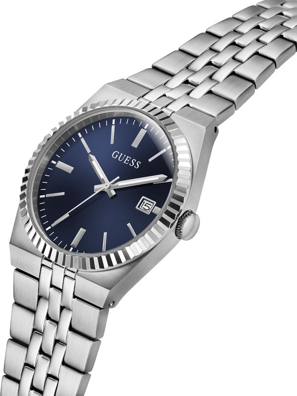 Guess VINCENT muški sat u srebrnoj boji sa teget sunray brojčanikom. Polirani nerđajući čelik, prečnik 39 mm i sofisticiran dizajn. Naruči online!