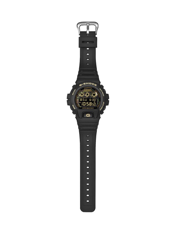 Muški G-Shock digitalni sat sa kamuflažnim printom i gumenim kućištem. Štoperica, tajmer i vodootpornost do 200 m. Naruči online!