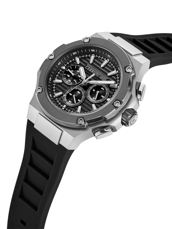Cerruti 1881 Lucardo. Moćan sportski sat sa gunmetal koronom. Crni brojčanik, udobna silikonska narukvica i vodootpornost 10 ATM.