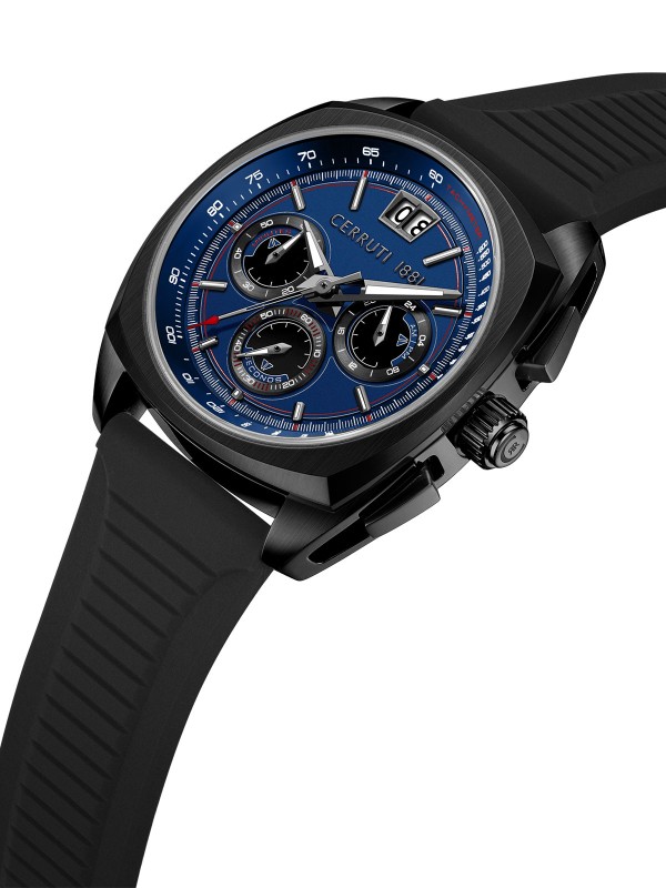 Cerruti 1881 Cuneo. Crni kvadratni hronograf sa plavim brojčanikom. Upečatljiv moderan dizajn sa datumom na 12h i silikonskom narukvicom.