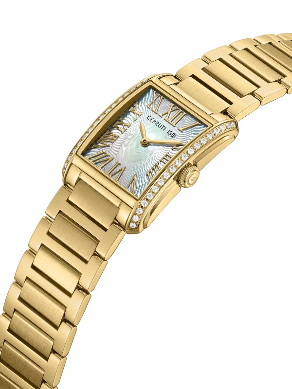 Cerruti 1881 Rendena. Ženski sat u zlatnom tonu pravougaonog oblika. Kućište sa kristalima i beli sedefni brojčanik pružaju luksuzan izgled. Vodootporan 50m.