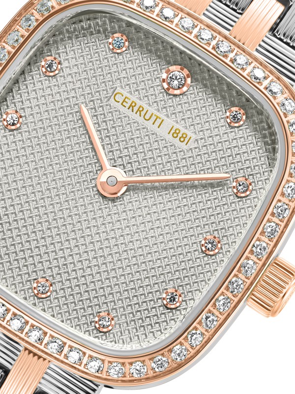 Cerruti 1881 Mira. Elegantan dvobojni sat (srebro/roze zlato) kvadratnog oblika sa cirkonima. Srebrni sedefni brojčanik i safirni premaz za sofisticiran stil.