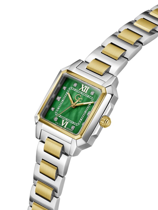 Gc Square Cut Lady ženski sat sa zelenim brojčanikom i kućištem u kombinaciji srebra i žutog zlata. Švajcarski mehanizam i elegantan dizajn. Naruči online!