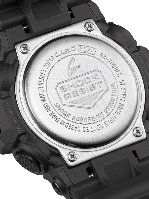G-SHOCK analogno-digitalni sat sa crnim kućištem i elektrozelenim detaljima. Otporan na udarce i vodootporan do 200 m. Poruči online!