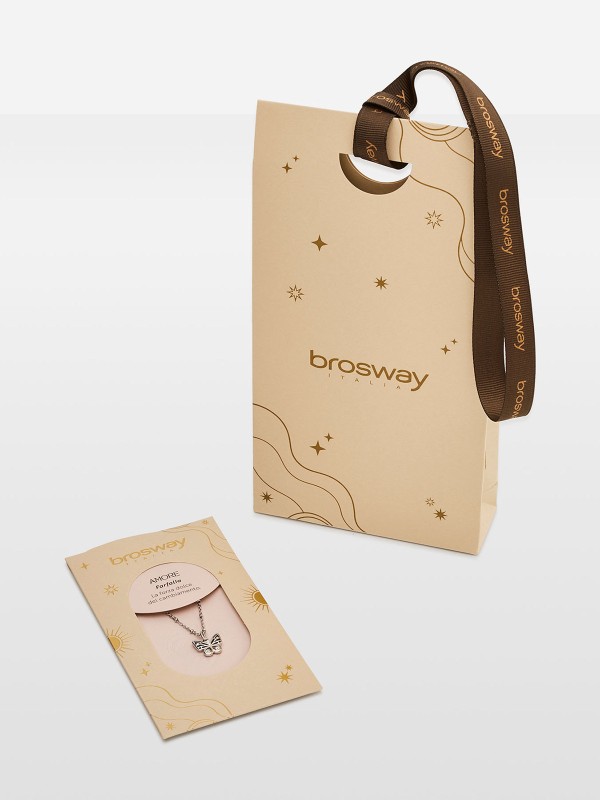 Ženska Brosway ogrlica od nerđajućeg čelika u boji srebra sa privezakom leptira sa cirkonima iz kolekcije Chakra Ljubav. Naruči online!