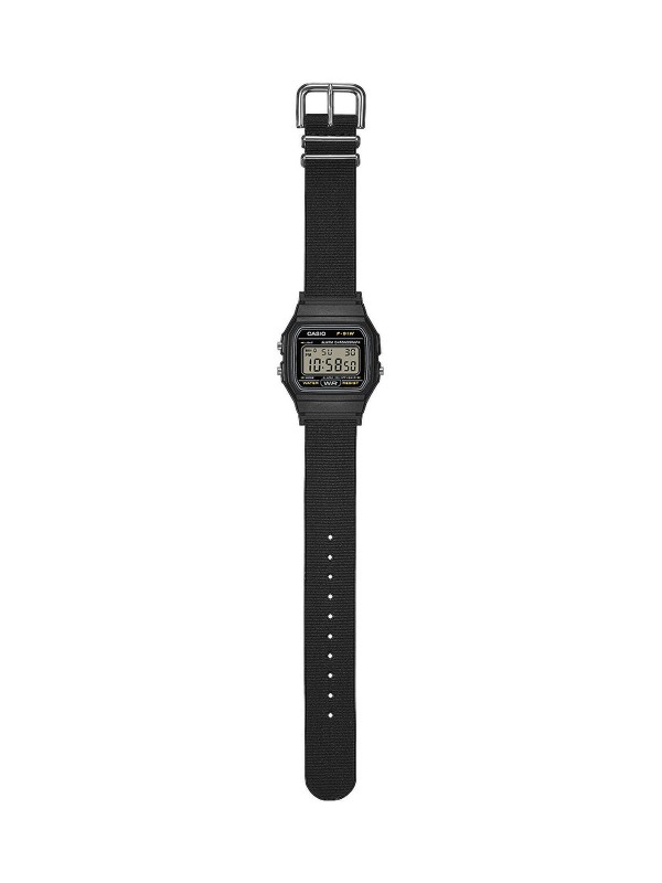 Casio unisex digitalni sat sa platnenom narukvicom od recikliranih vlakana. LED osvetljenje, štoperica, alarm i vodootpornost. Naruči online!