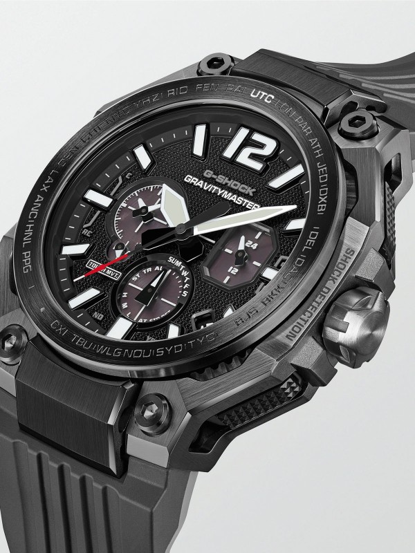Casio G-Shock Gravitymaster muški pilotski sat od nerđajućeg čelika i karbonskih vlakana. Solarno napajanje, Bluetooth i vodootpornost do 200 m. Naruči online!