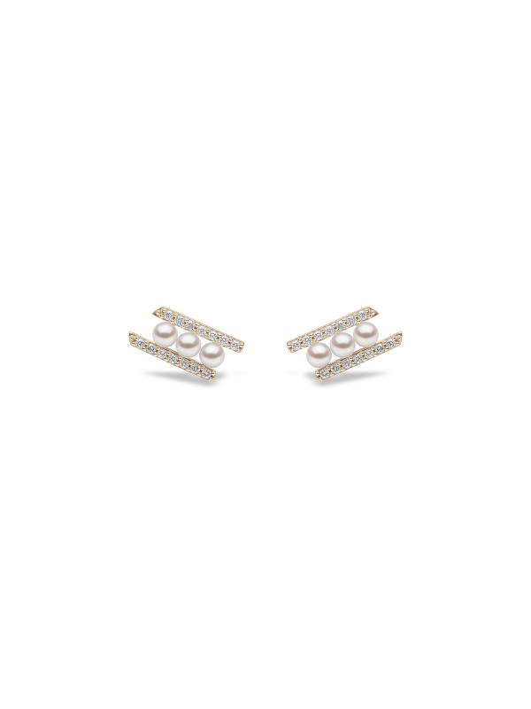 Yoko London Akoya minđuše sa dijamantom (0,42ct) i biserima u žutom zlatu od 18ct, lako poručite putem Timer.co.rs online prodavnice na kućnu adresu.